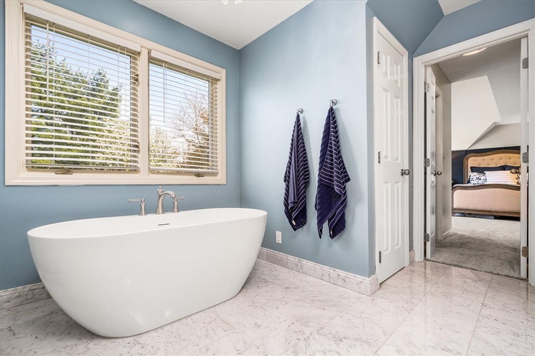 122 Pinehurst Ln