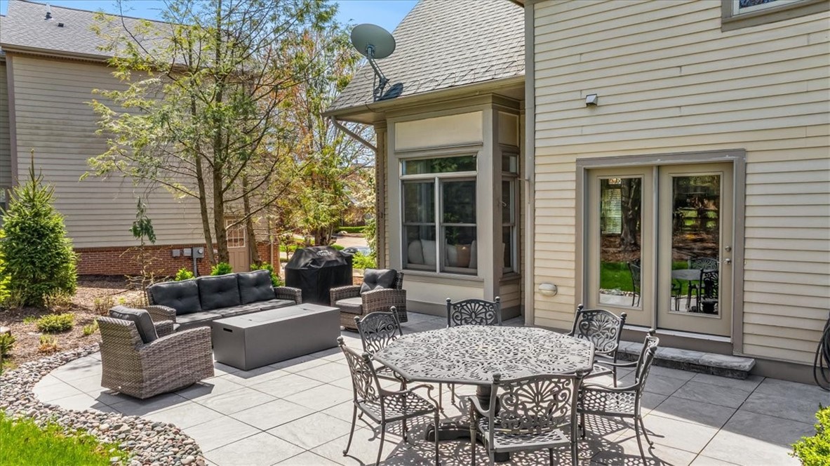 122 Pinehurst Ln