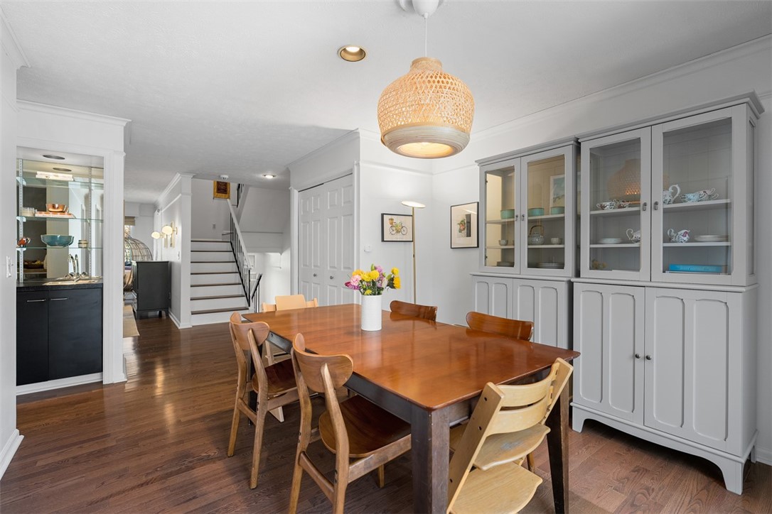 100 Denniston St 23