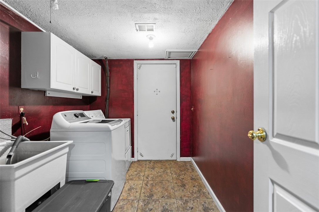100 Denniston St 23