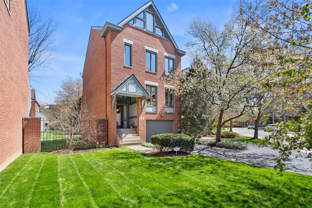 100 Denniston St 23