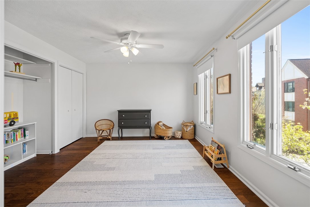100 Denniston St 23