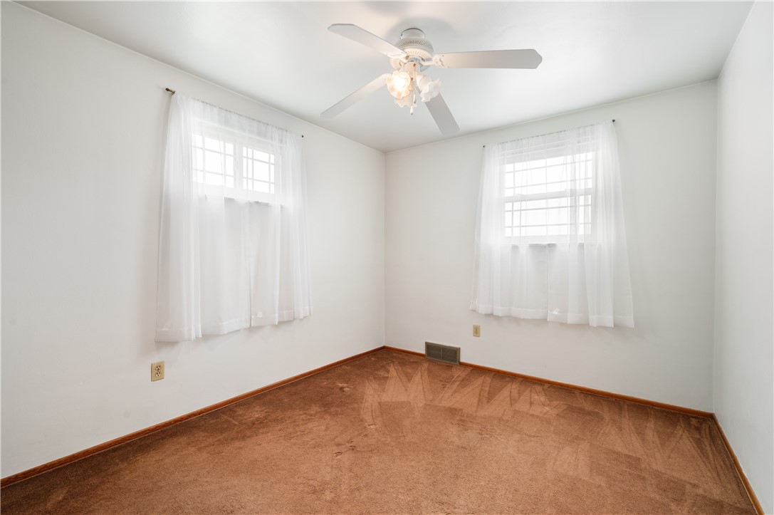 1100 Greenhill Rd