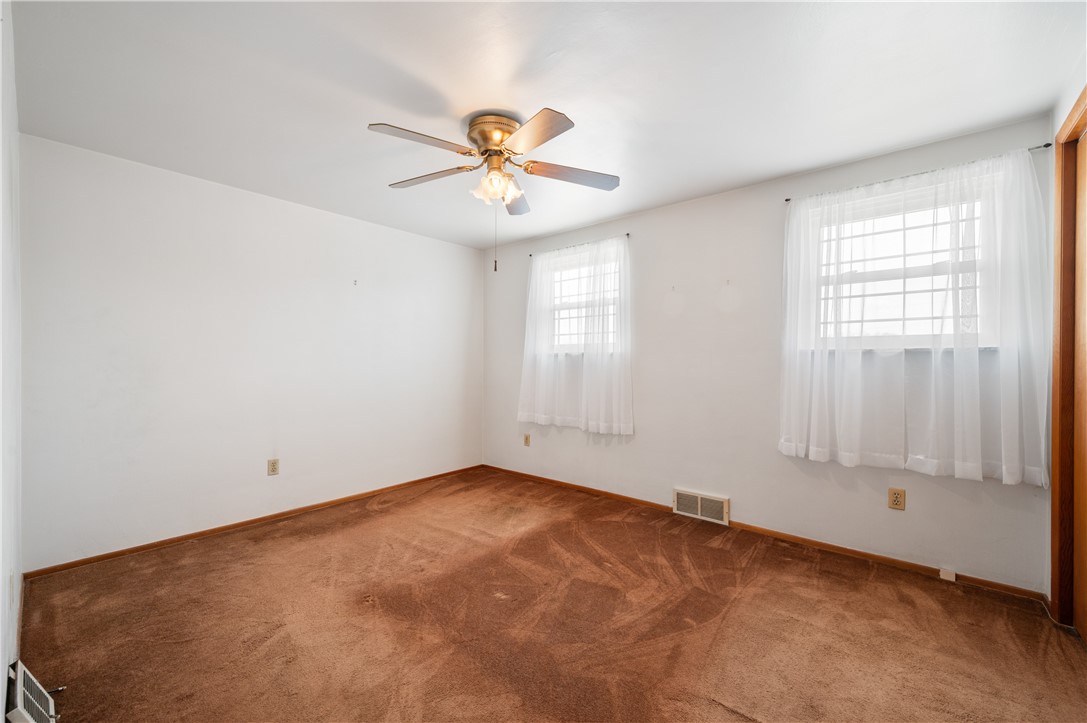 1100 Greenhill Rd