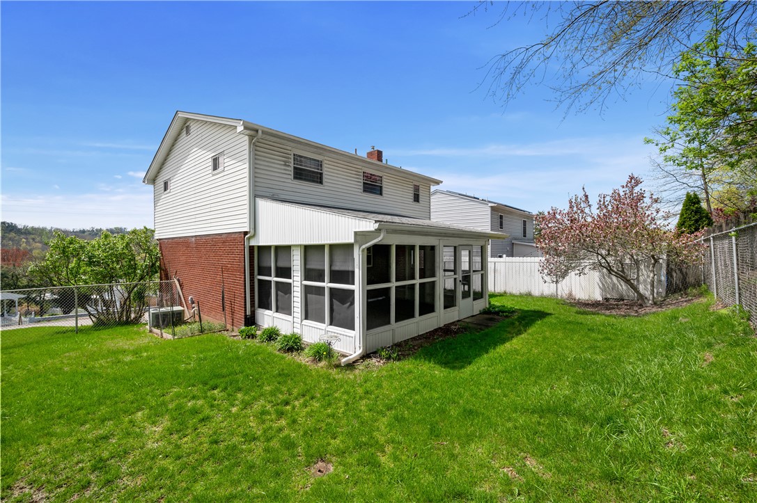 1100 Greenhill Rd