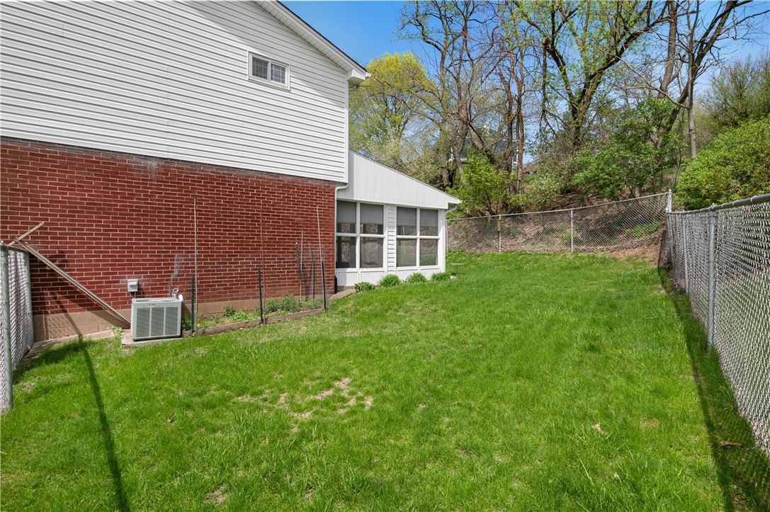 1100 Greenhill Rd