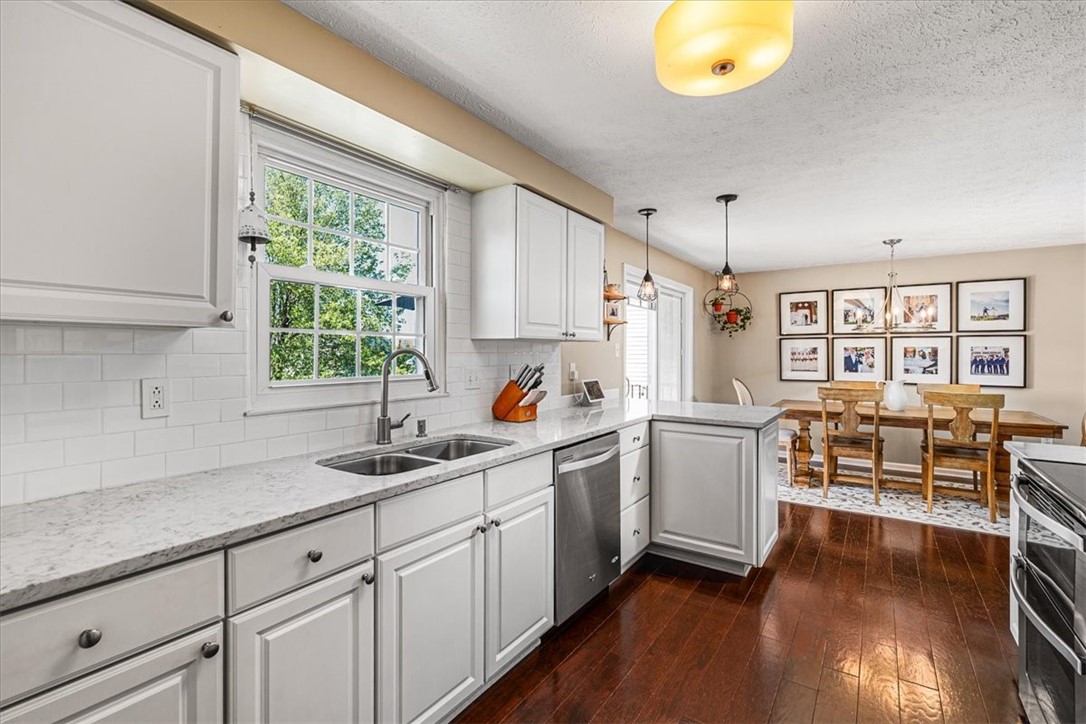 521 Sarah Dr