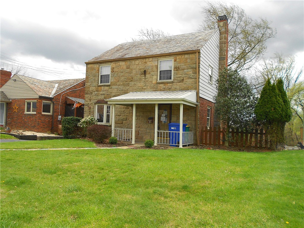 552 Crestline Dr