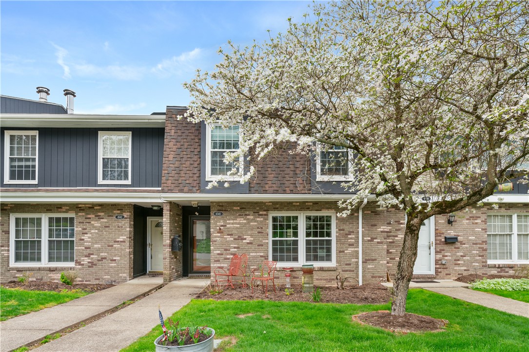 4540 Bucktail Dr