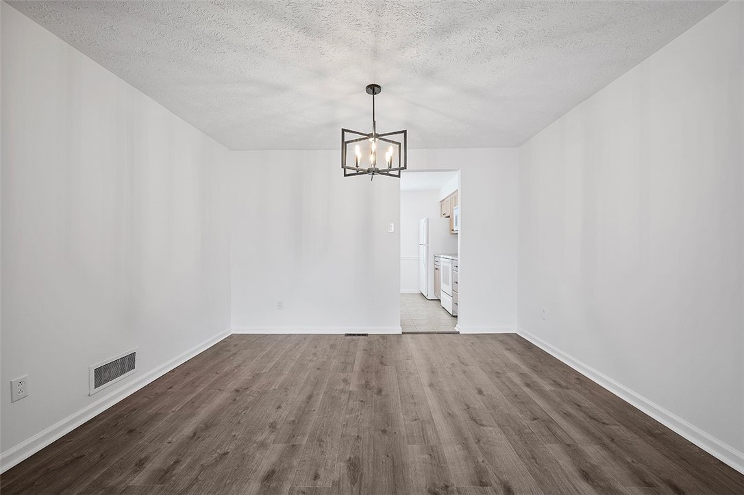 100 Canyon Court