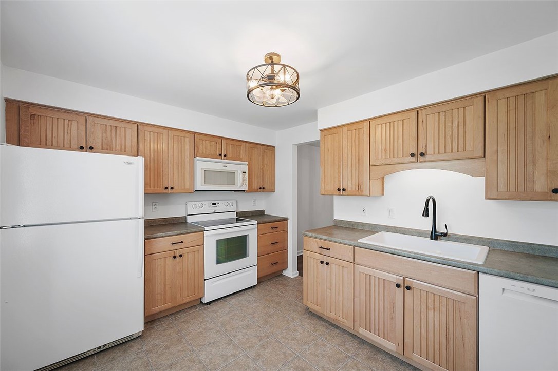 100 Canyon Court