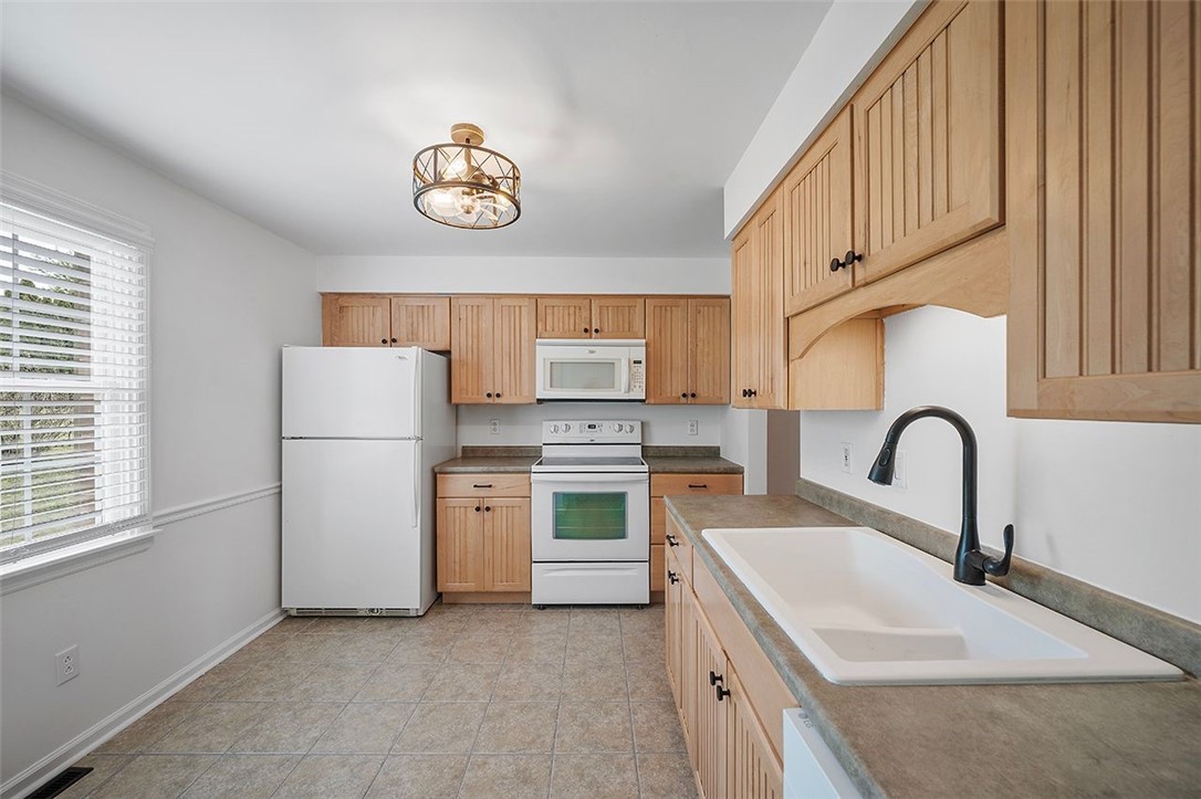 100 Canyon Court