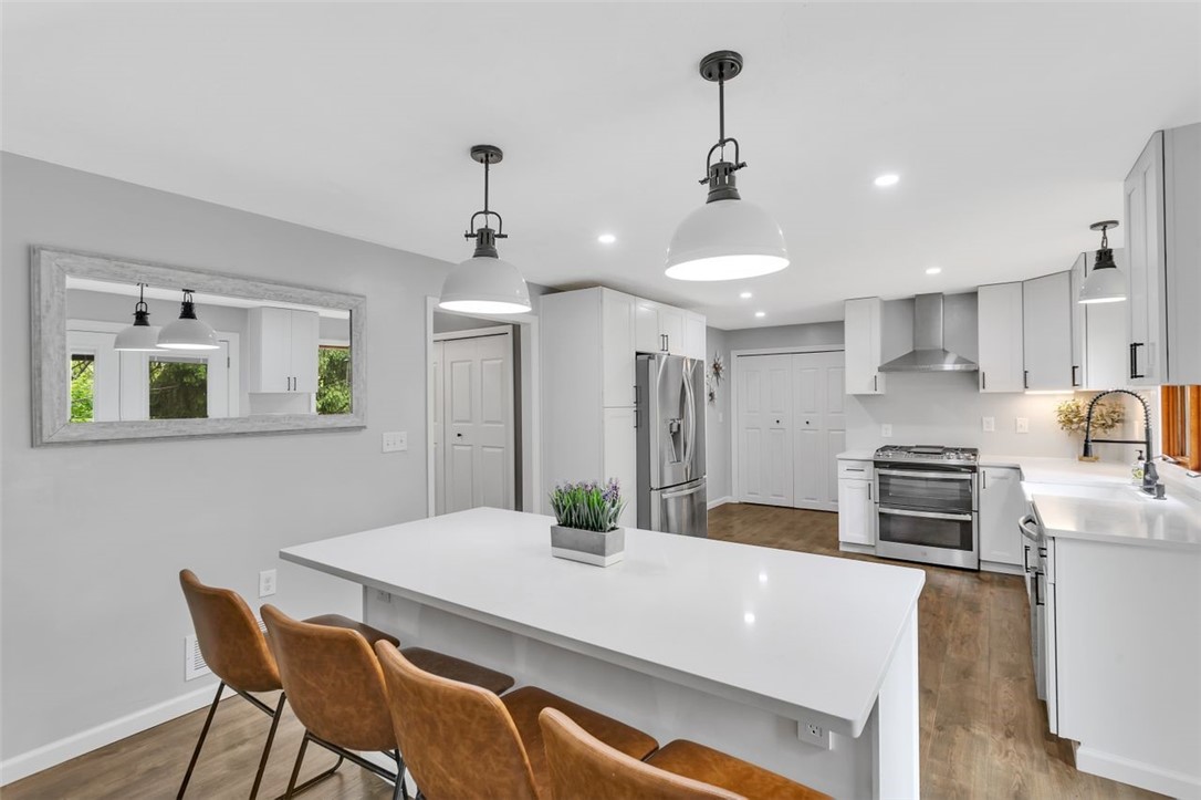10186 Woodbury Dr