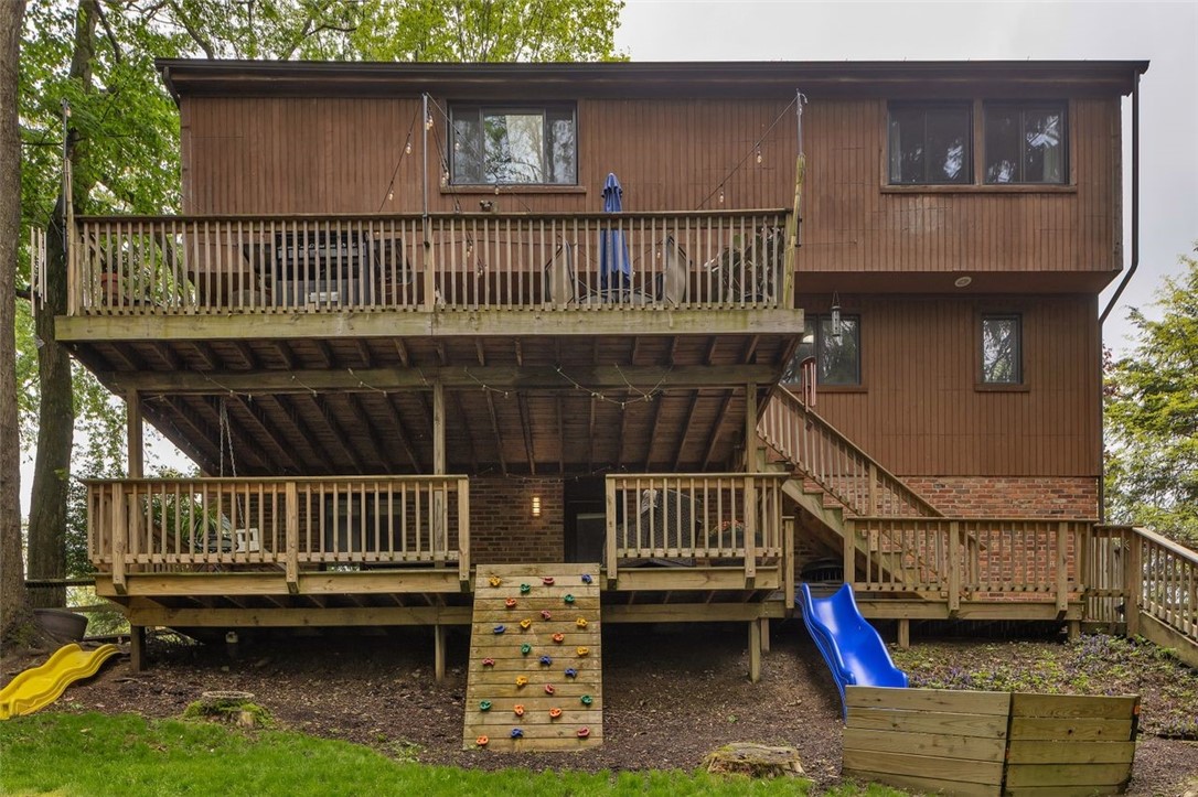 10186 Woodbury Dr