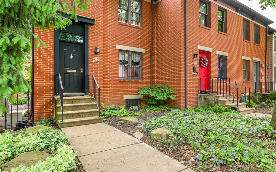 419 Avery St