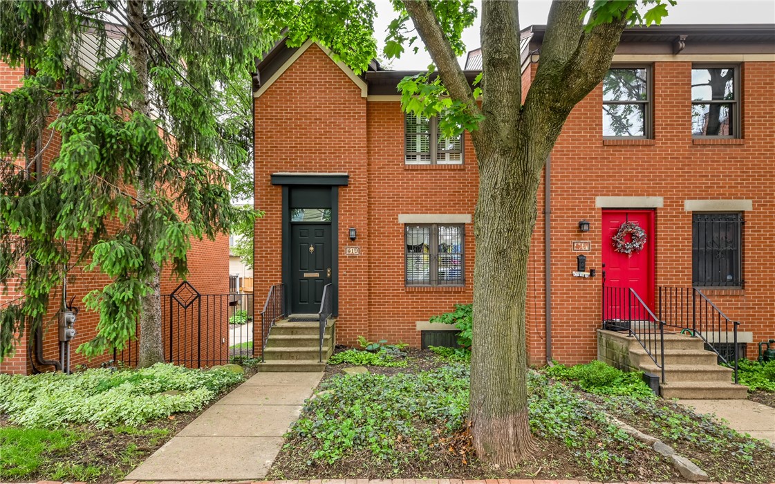 419 Avery St