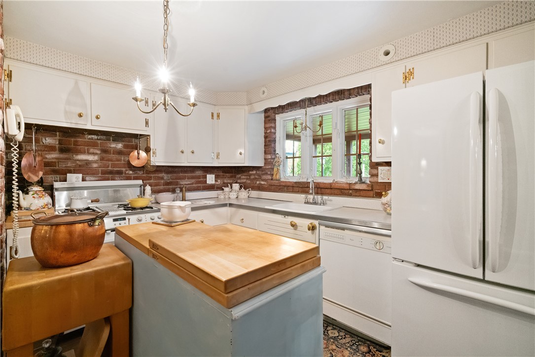 216 Fernledge Dr