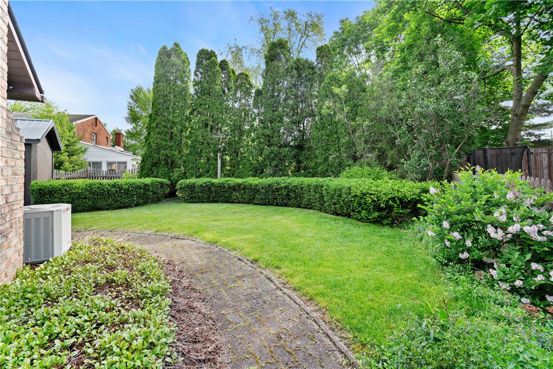 216 Fernledge Dr