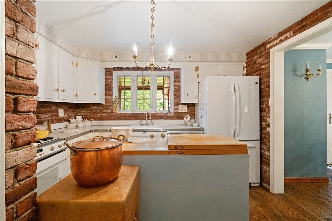 216 Fernledge Dr