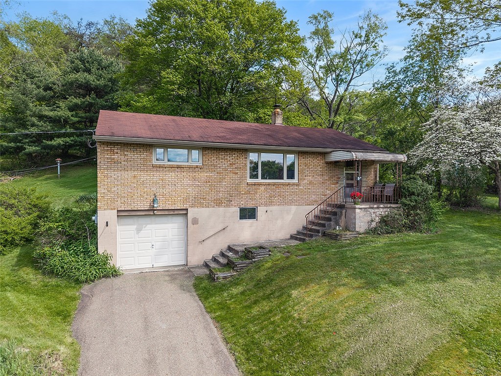 19 Christine Dr