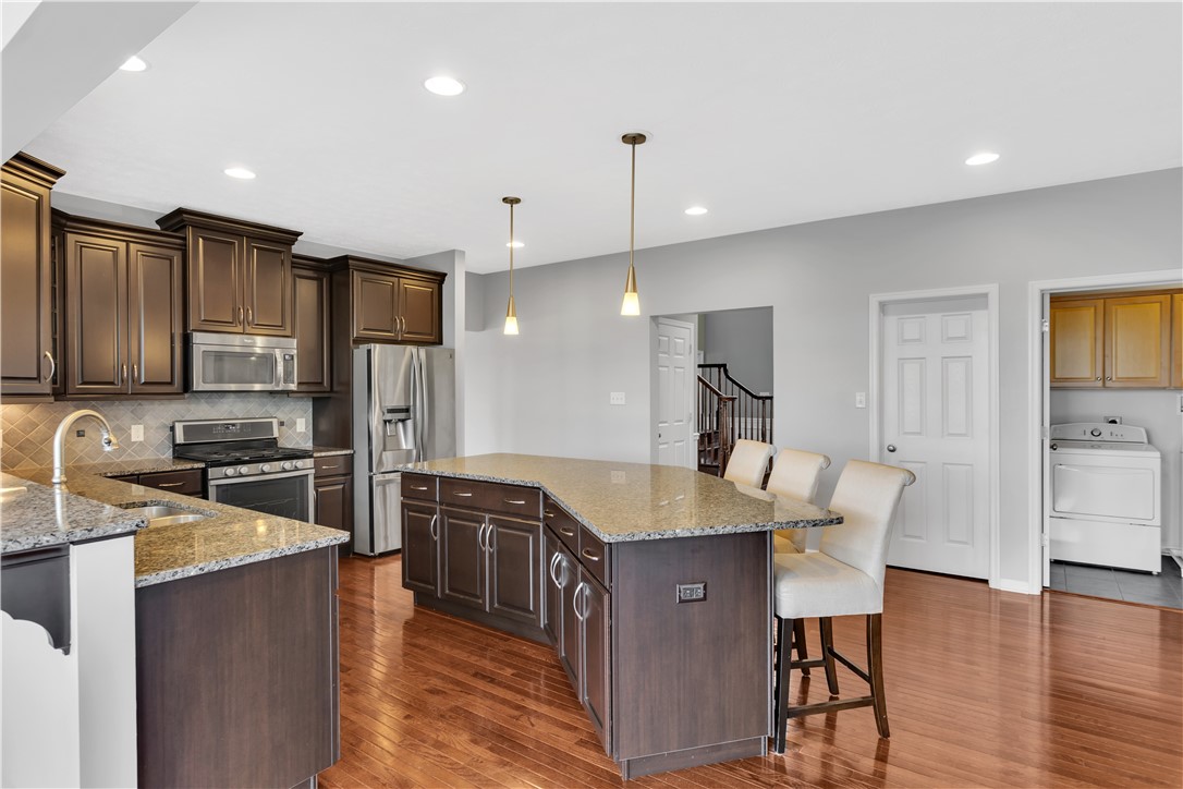 119 Buckingham Dr