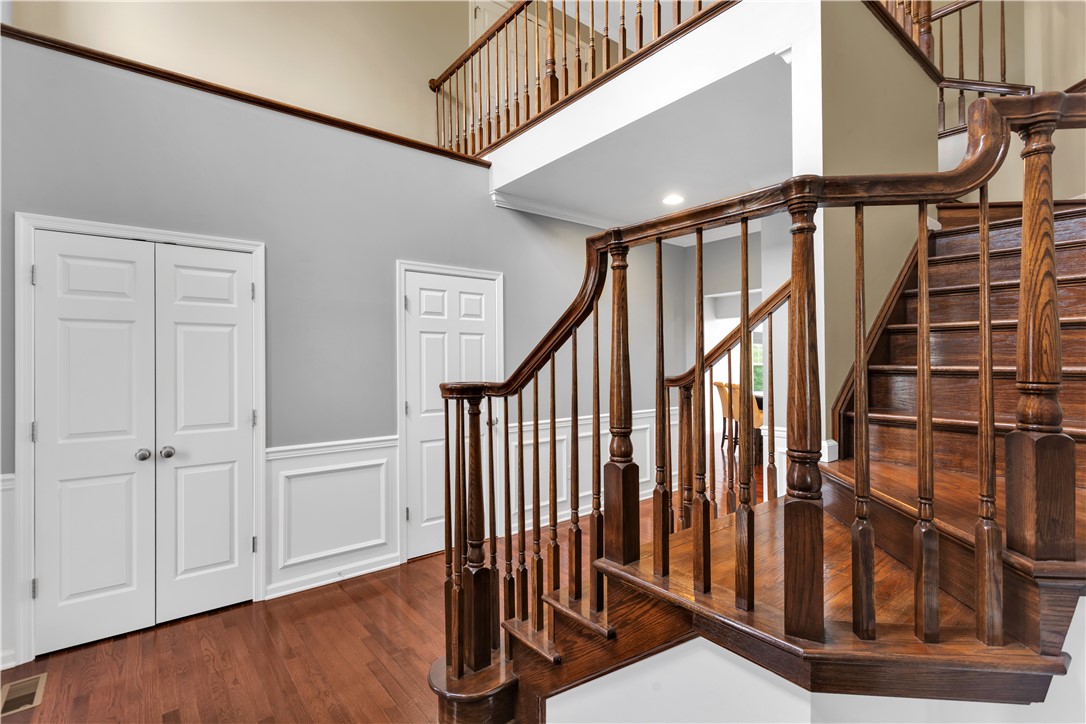 119 Buckingham Dr