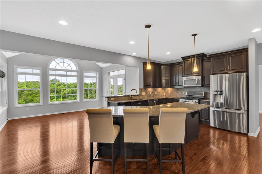 119 Buckingham Dr