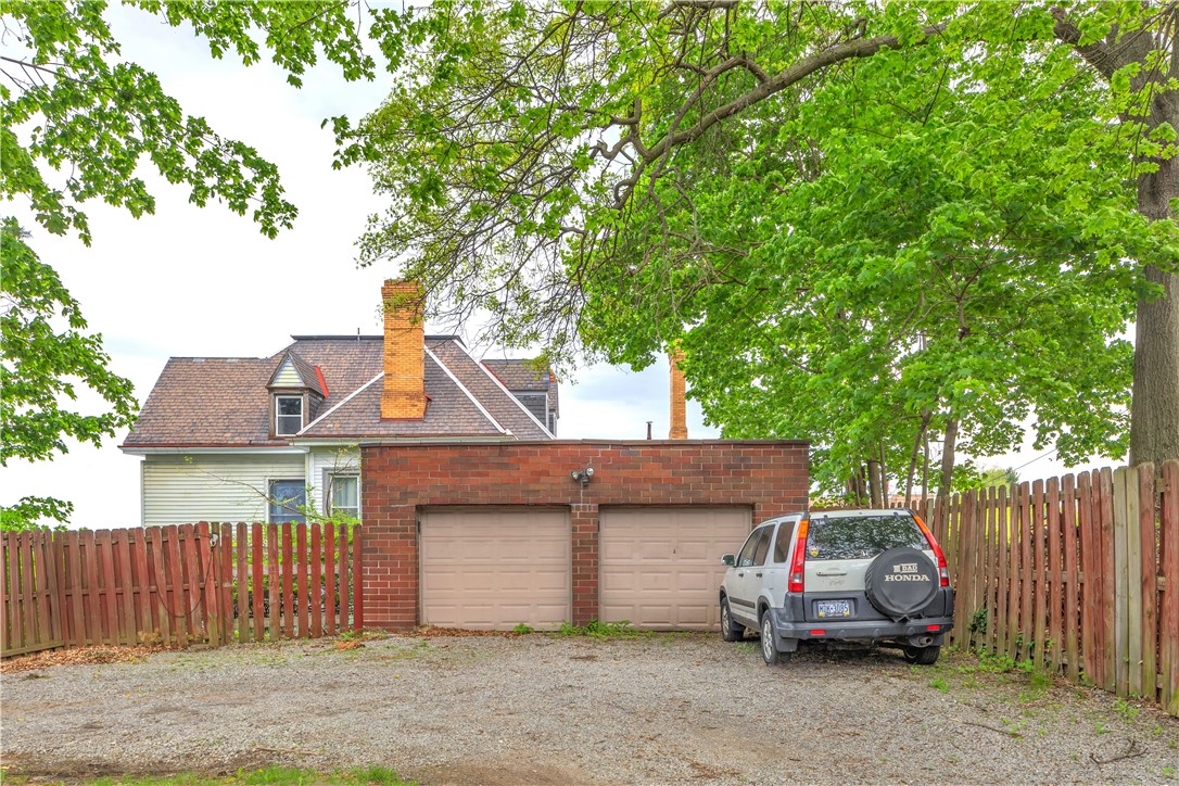 221 Seabright St