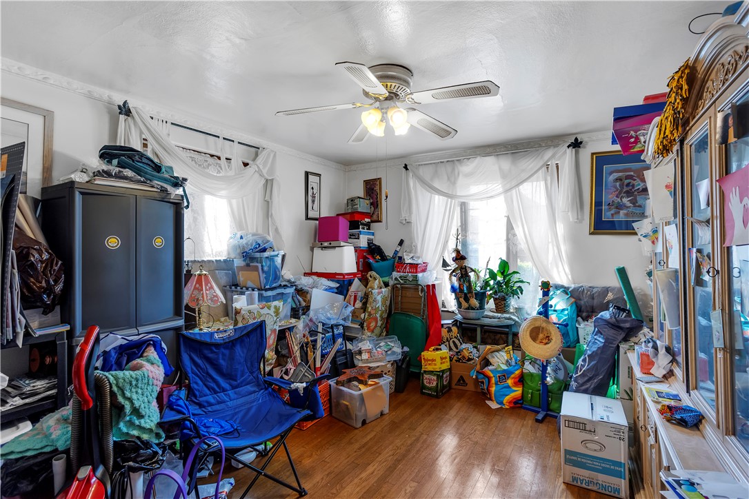 221 Seabright St