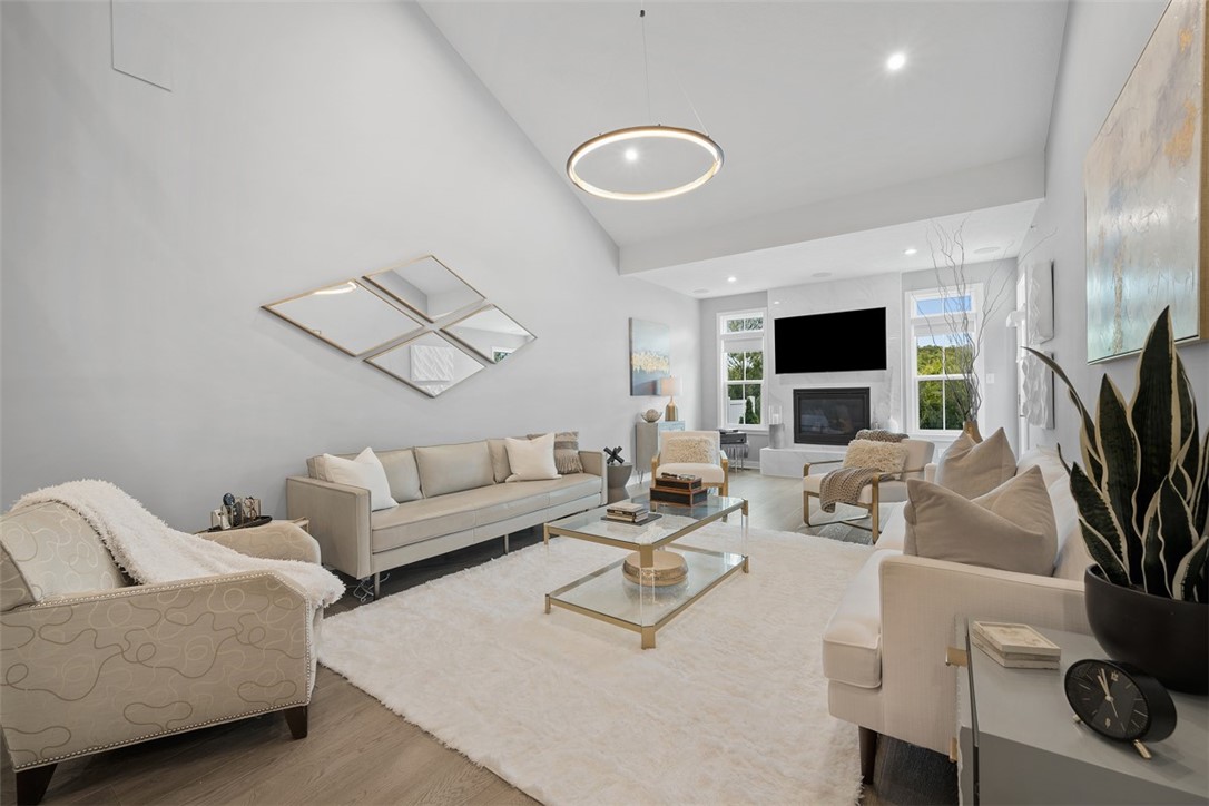 3033 Mahican Circle
