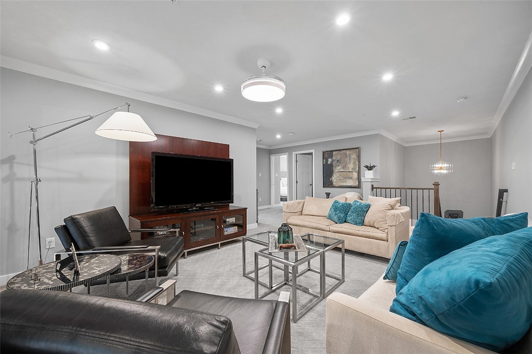 3033 Mahican Circle