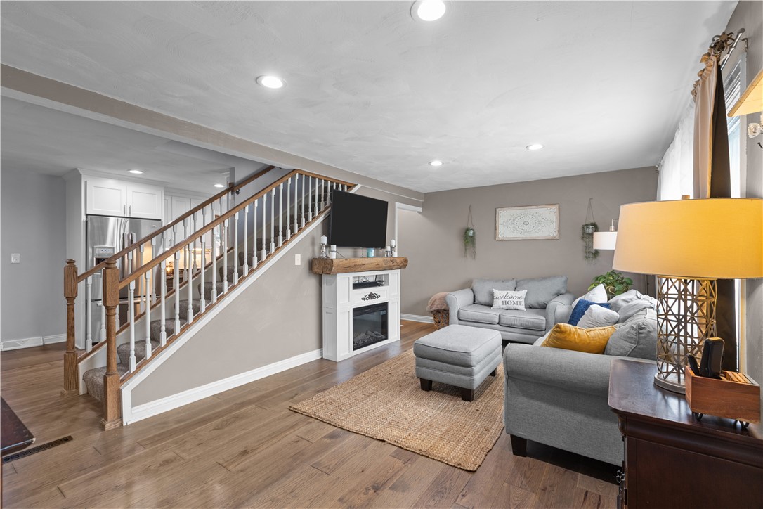 218 Pearl Dr