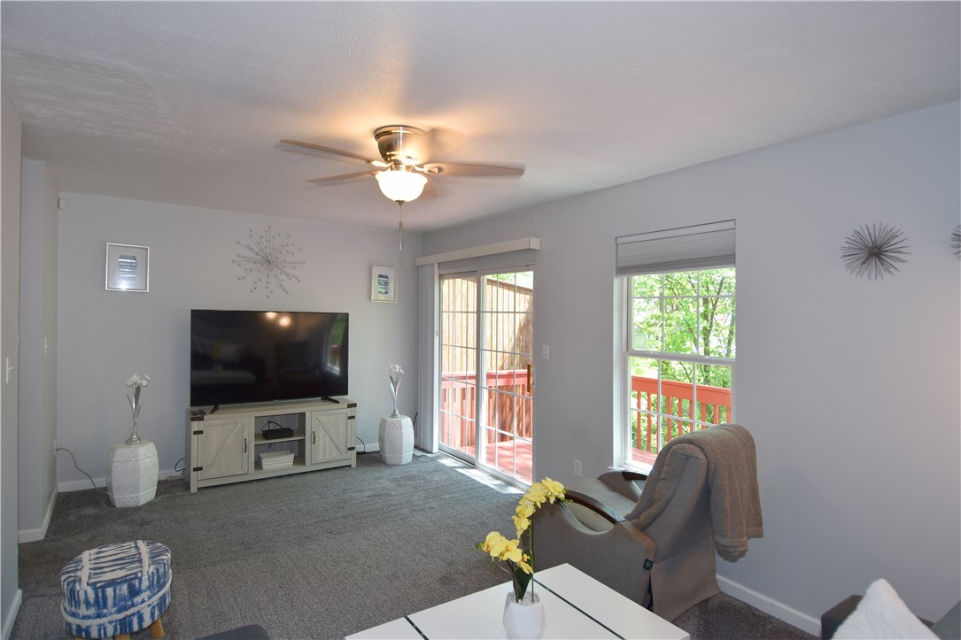 3094 Meadow Brook