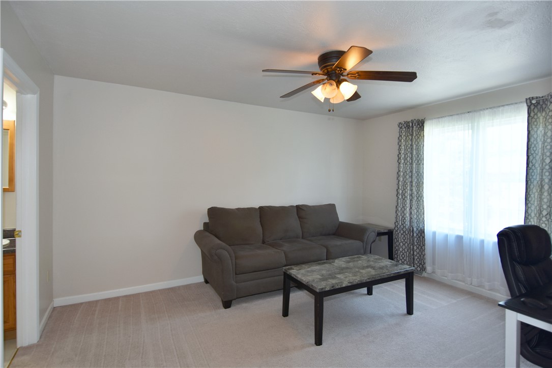3094 Meadow Brook