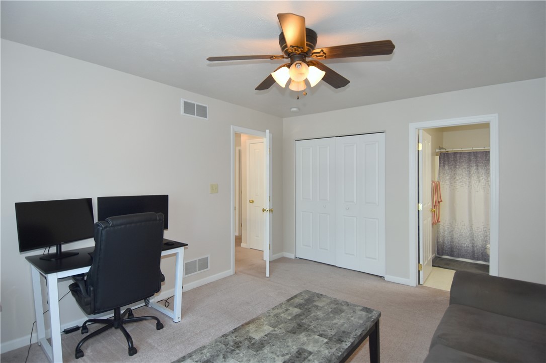 3094 Meadow Brook