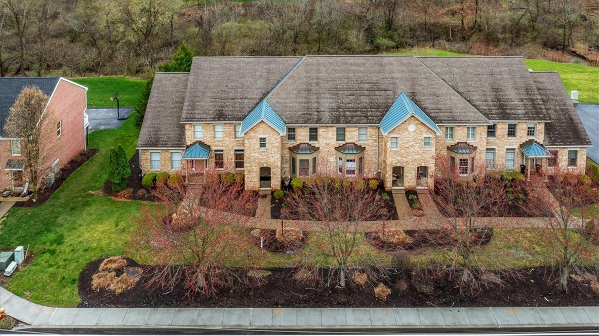 93 Shenot Rd