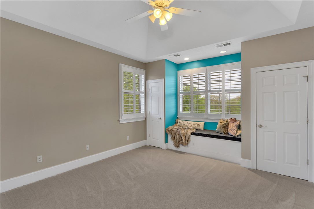 117 Majestic Dr