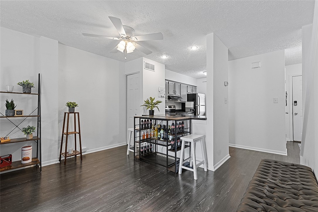 121 Woodhaven Dr