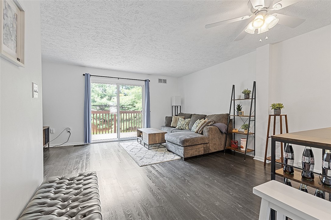 121 Woodhaven Dr