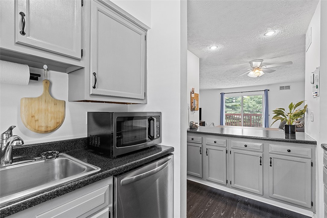 121 Woodhaven Dr