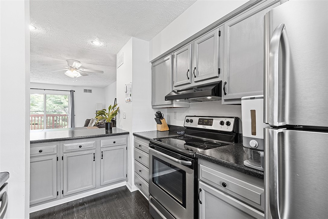 121 Woodhaven Dr