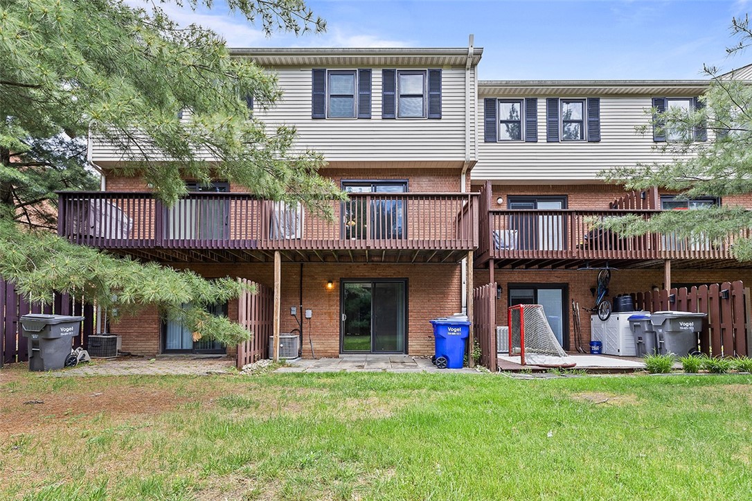 121 Woodhaven Dr