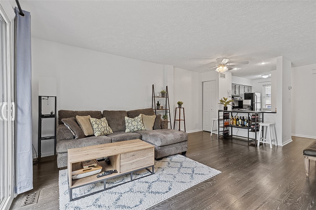 121 Woodhaven Dr