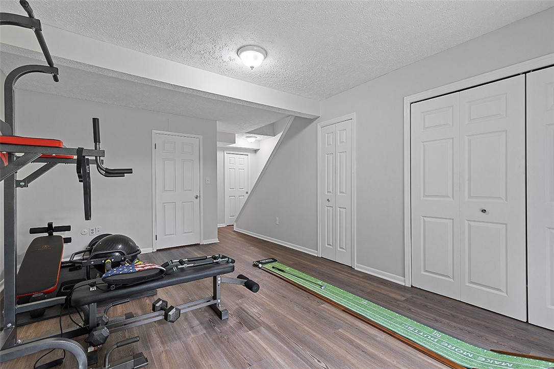 121 Woodhaven Dr
