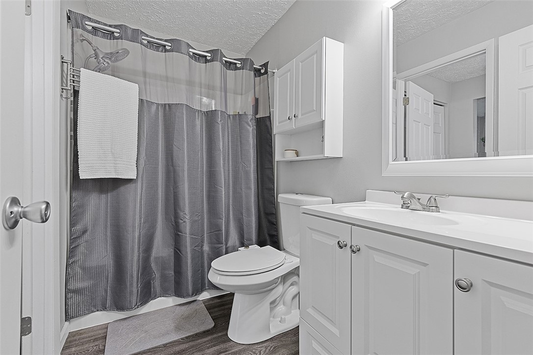 121 Woodhaven Dr
