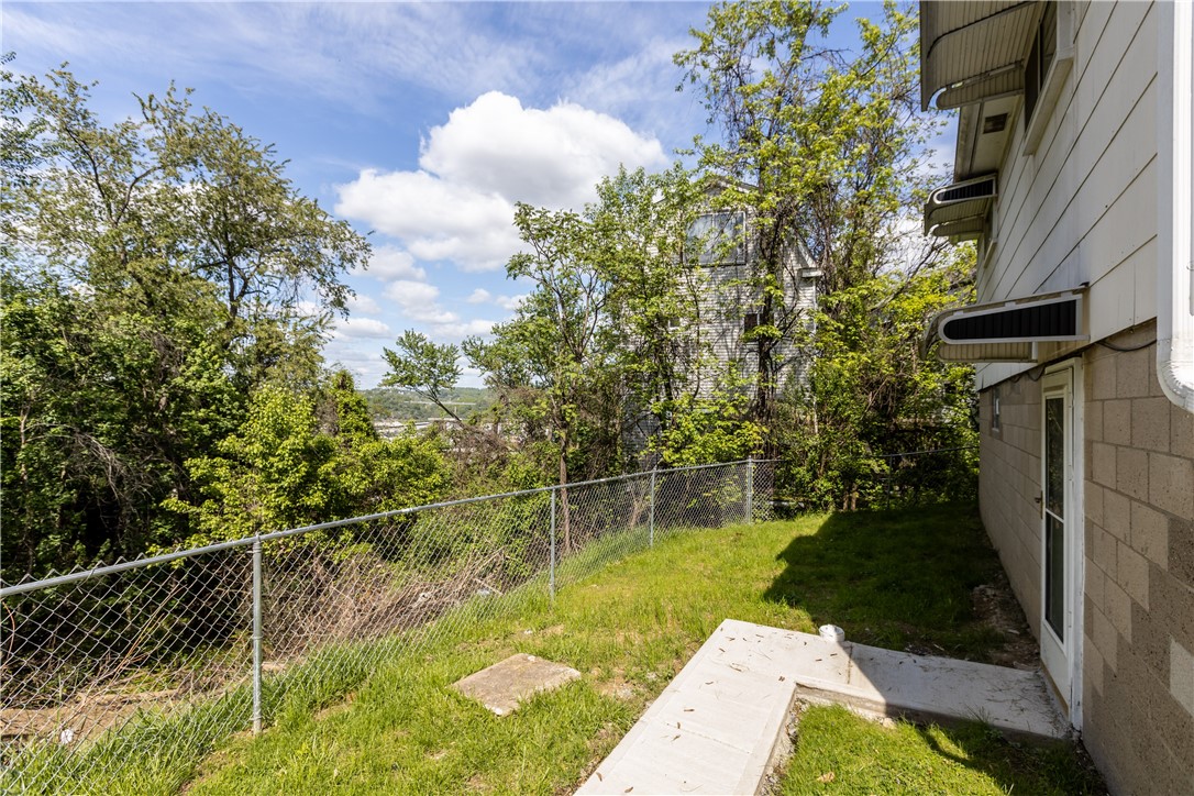 228 Marion St