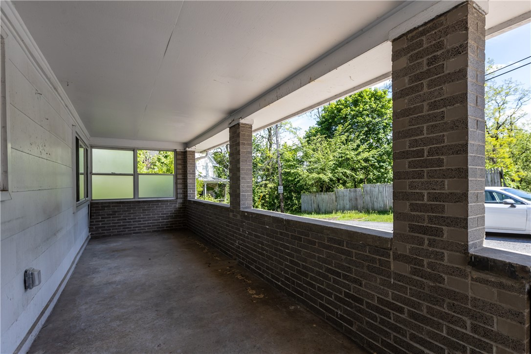 228 Marion St
