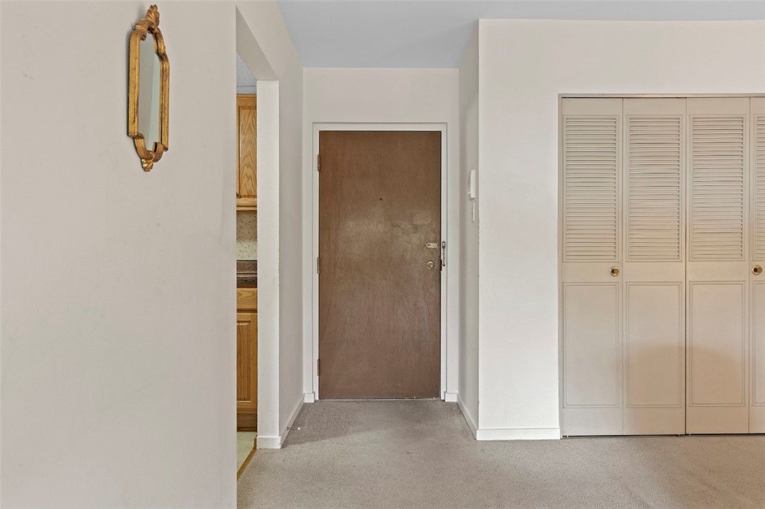595 Calais Dr 316