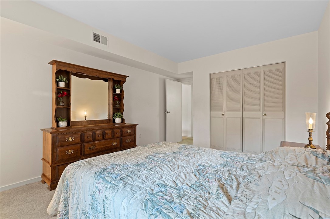 595 Calais Dr 316