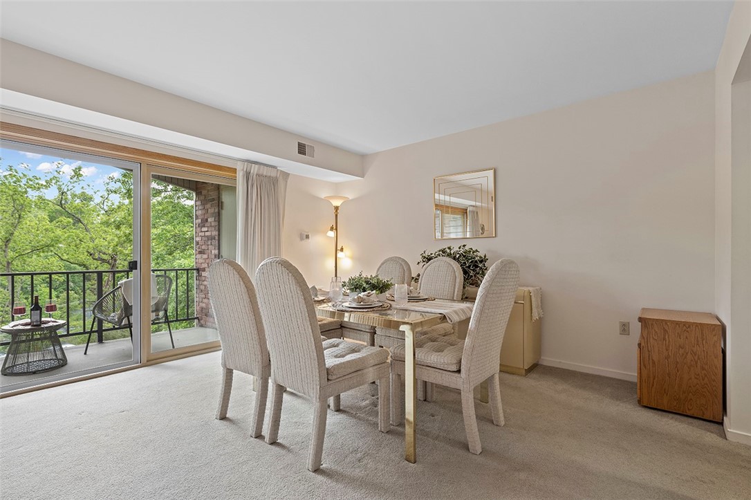 595 Calais Dr 316